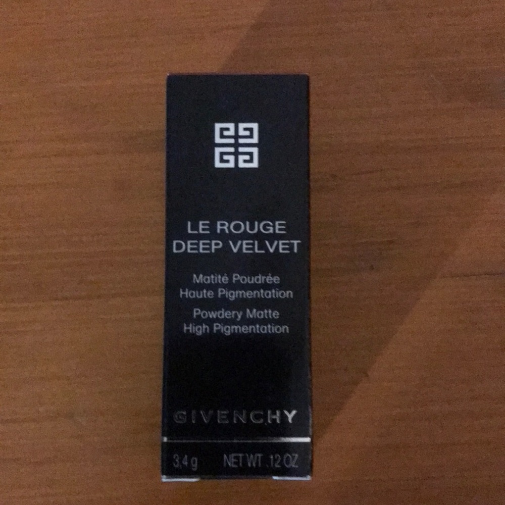 Givenchy la rouge deep velvet nude rose